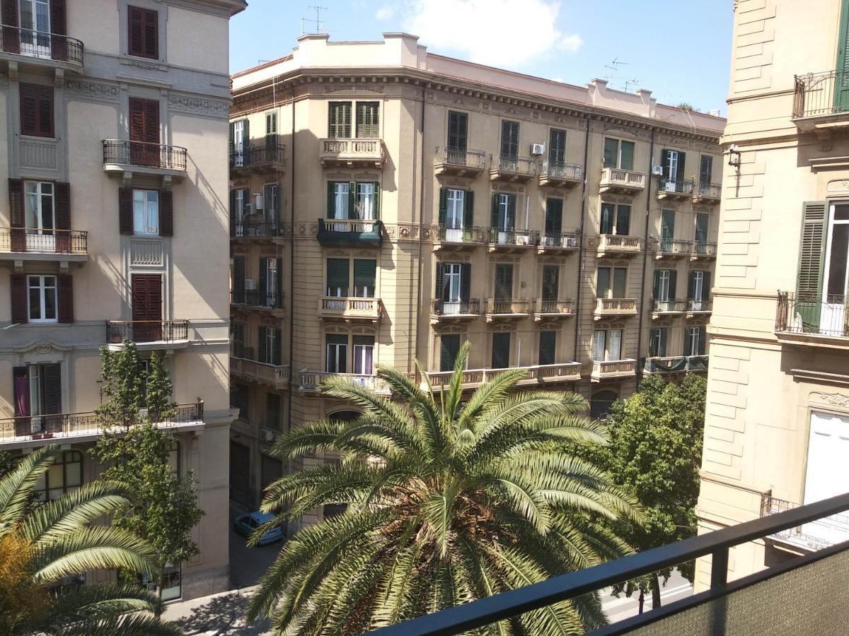 Ferienwohnung Casa Studenti E Giovani Turisti Fkk - Giochi Di Societa Ed Intimo Party - Volontari Benvenuti Palermo Exterior foto